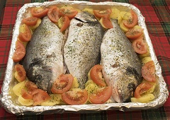 Fish and potatoes in foil